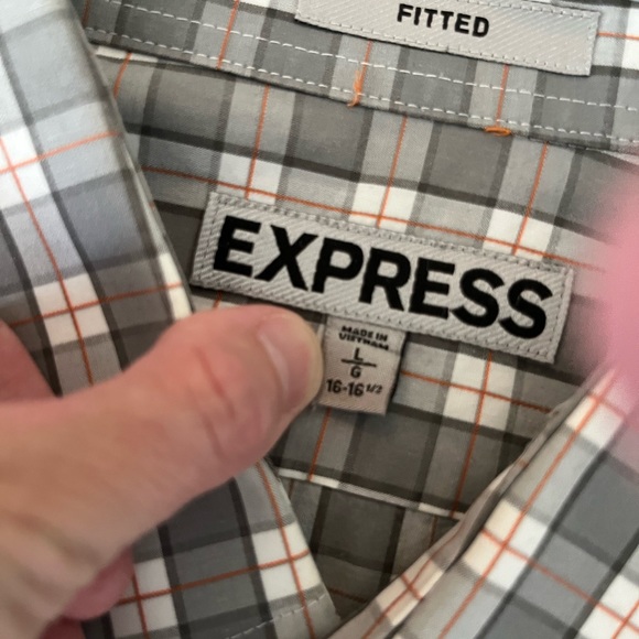 Express mens fitted button down - Picture 2 of 4